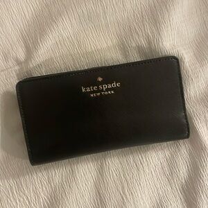 Kate Spade bifold wallet